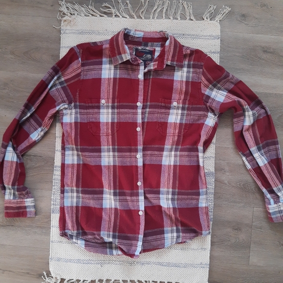 Red flannel shirt - Picture 2 of 11
